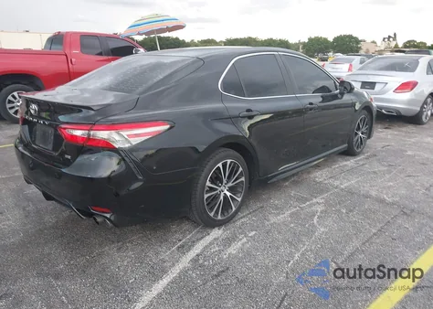 2018 Toyota Camry Se z USA, uszkodzony, nr VIN 4T1B11HK2JU669524